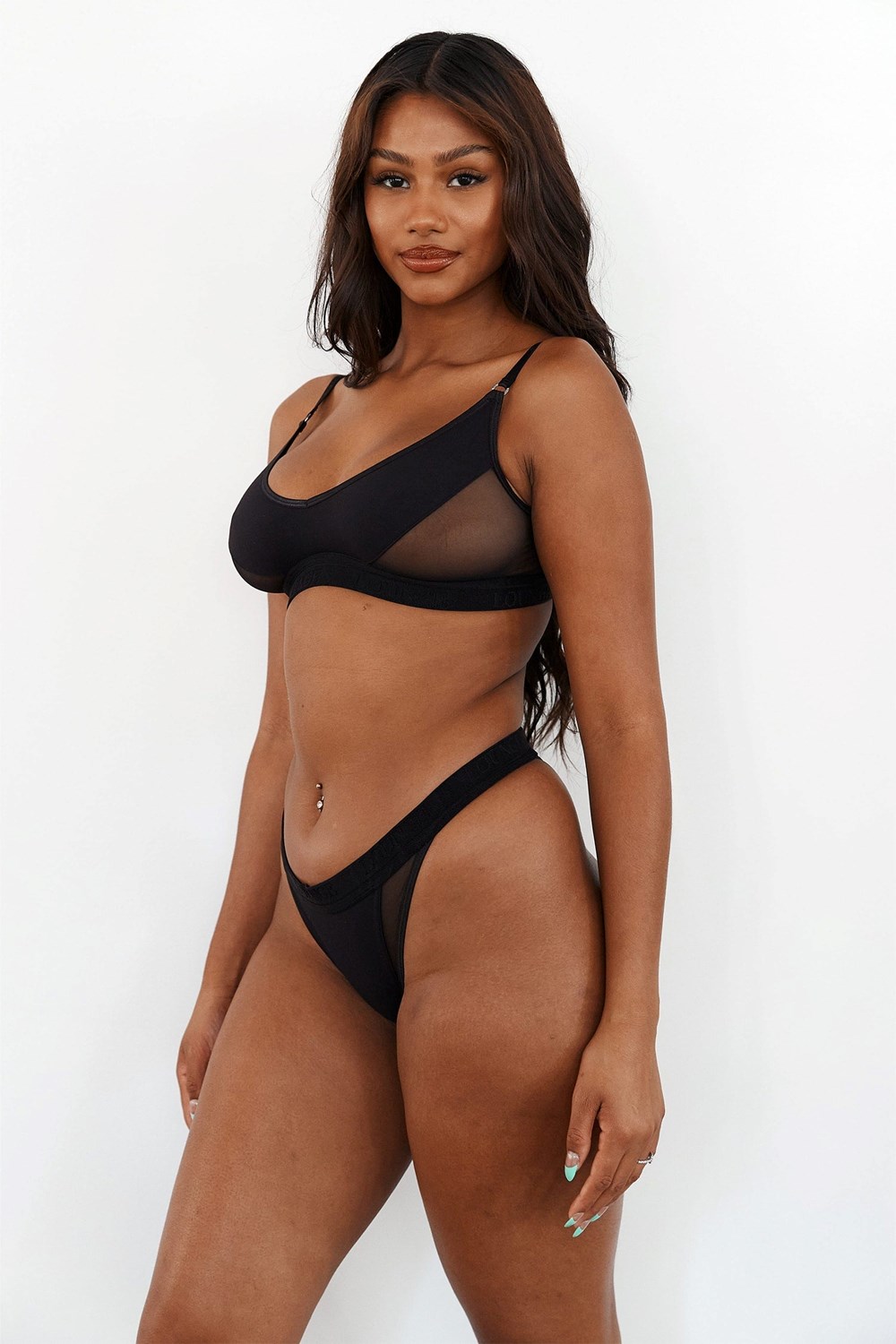 Lounge Underwear Contour Mesh Bra & String/Briefs Set Svarta | OLHA-46810